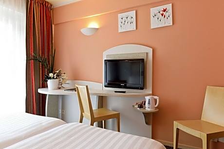 Comfort Twin Room - Non-Smoking