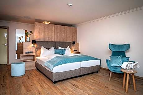 Junior Suite with Mountain View