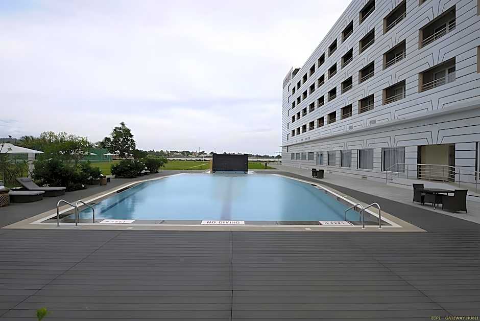 Hotel Naveen Lakeside