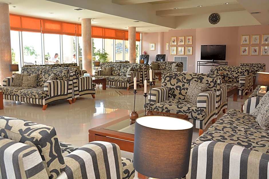 Sovereign Beach Hotel