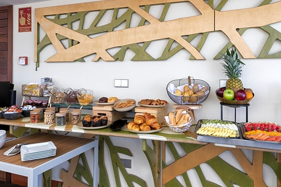 ICON Casona 1900 by Petit Palace