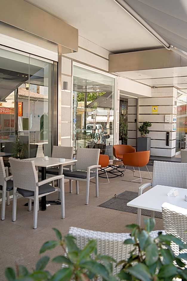 Planet Hotels ONE - Adults Only 16 years