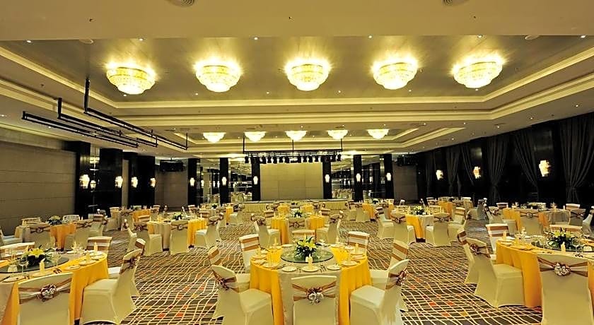 Ming Garden Hotel and Residences
