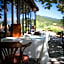 Country Club Hotel & Suites