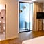 J Place Hotel