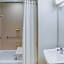 Microtel Inn & Suites by Wyndham Saraland