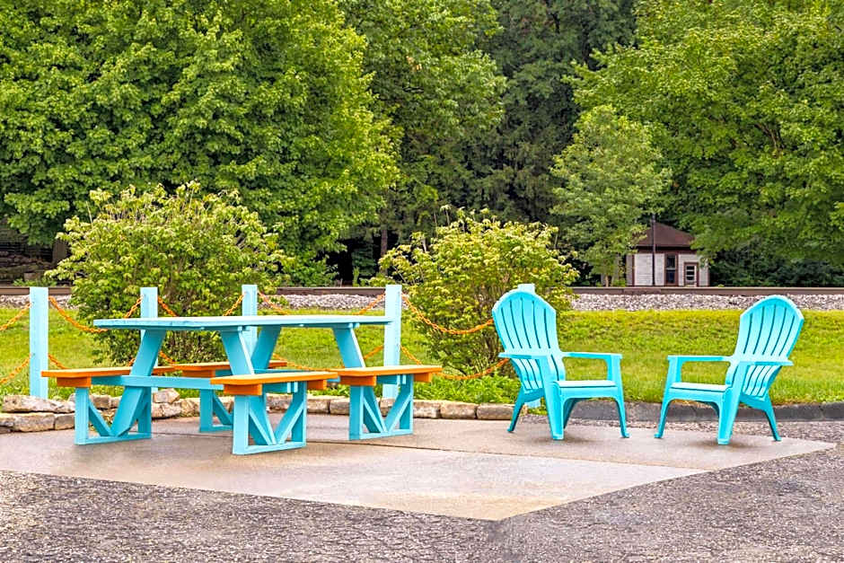 Dover Inn and Suites