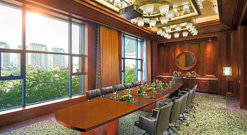 Hilton Qingdao Golden Beach