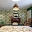 Great Gatsby Motel Inn