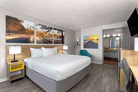 King Room - Disability Access/Non-Smoking