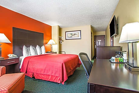 Queen Room - Non-Smoking