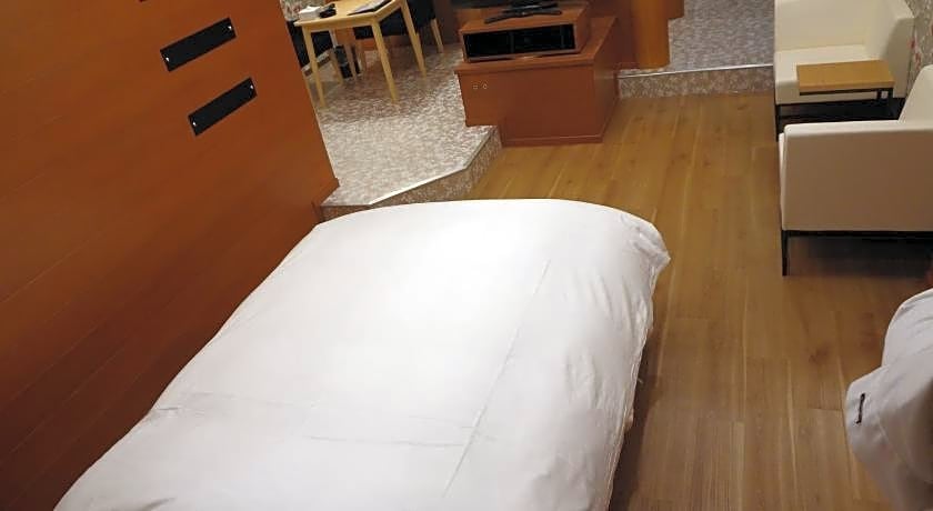 Royal Hotel Uohachi Bettei
