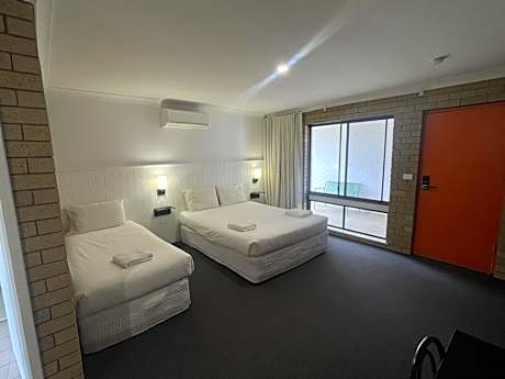 Double or Twin Room with Garden View