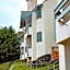 Plaza Inn Week Inn