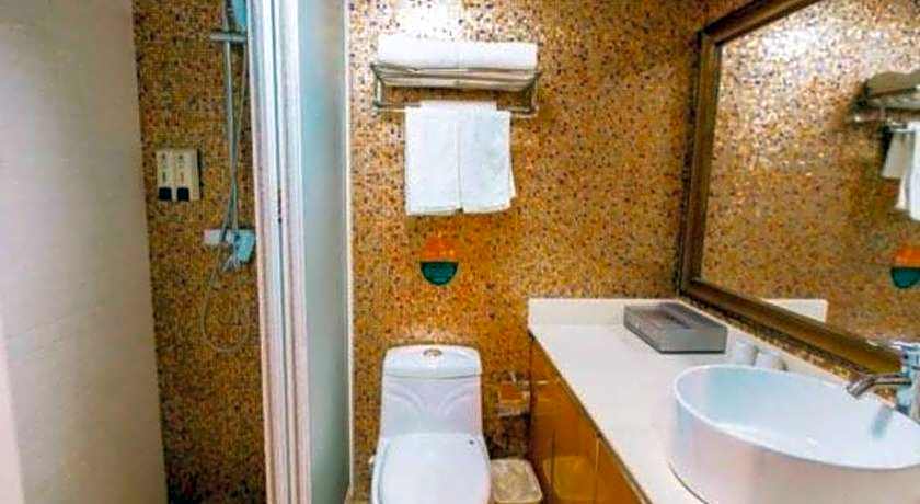 GreenTree Inn Suzhou Guanqian Yangyuxiang Metro Station Business Hotel