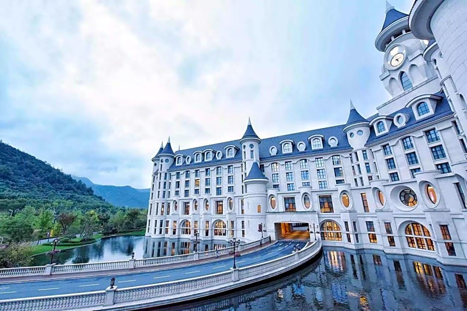 Yin Run Jin Jiang Castle Hotel