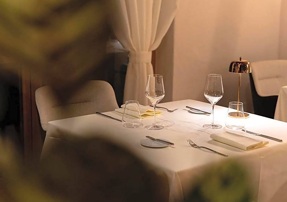Aura Relais
