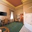 Denison Boutique Hotel