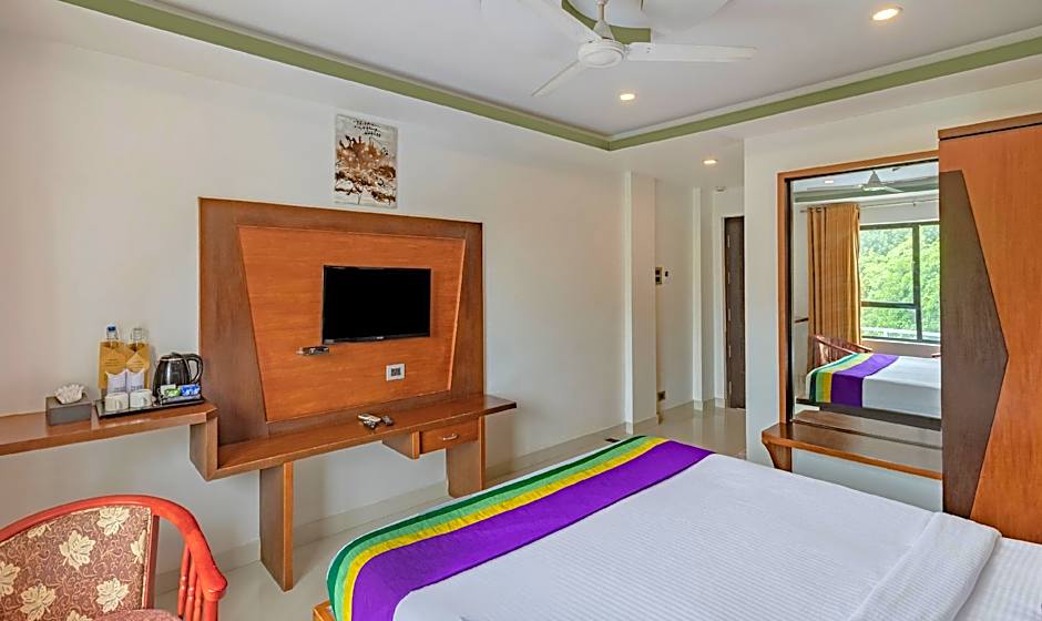 Treebo Premium Palmyra Milford, 2 Km From Alleppey Beach