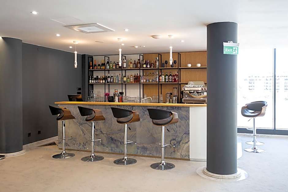 Blue Star Luxury Hotel