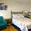 Riverboat Inn & Suites