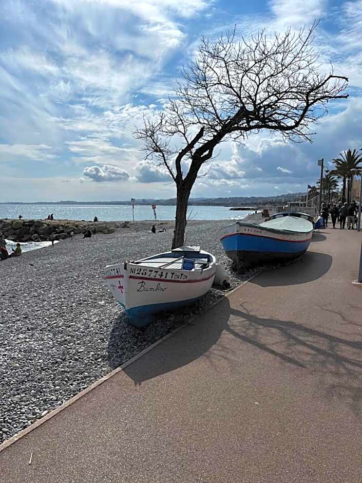 Hôtel du Bord de Mer "Le Vanillé"