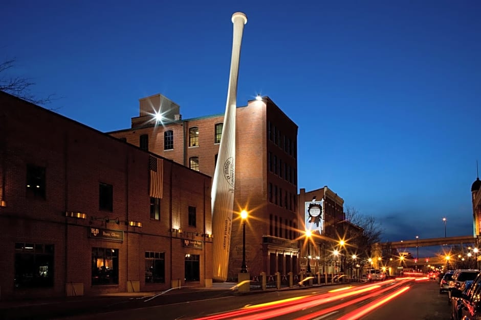 Sheraton Louisville Riverside Hotel