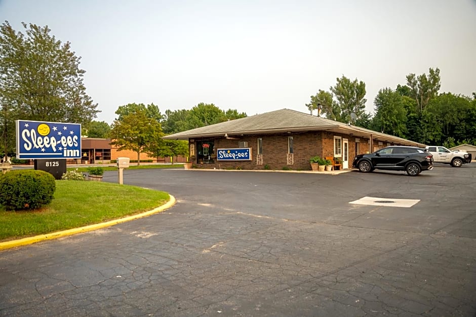 Sleep-ees Inn, Saginaw & Frankenmuth
