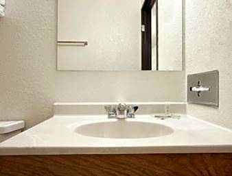 Super 8 by Wyndham Houghton