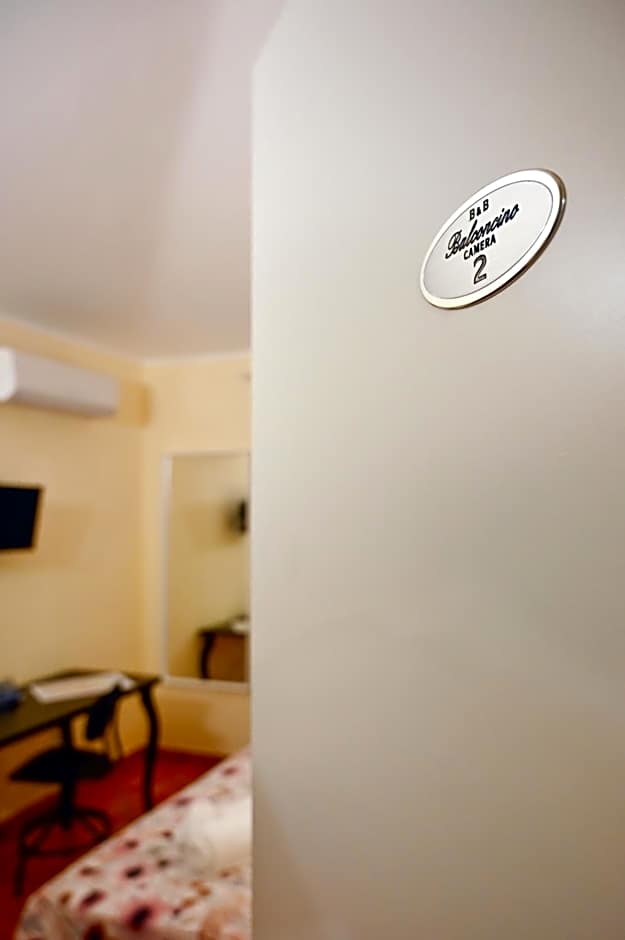 Balconcino sugli Ulivi