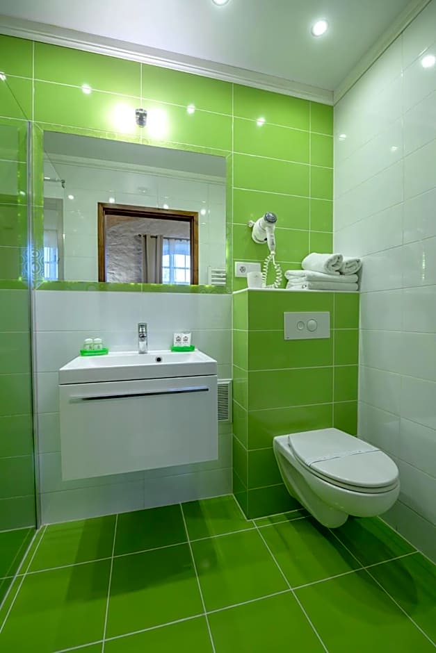 Żabi Dwór - HOTEL - RESTAURACJA - SPA