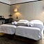 Hotel SUB