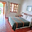 Hotel Don Udos Bed & Breakfast