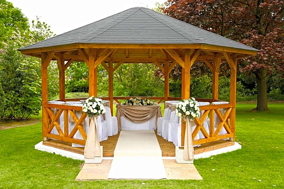 Farington Lodge Hotel