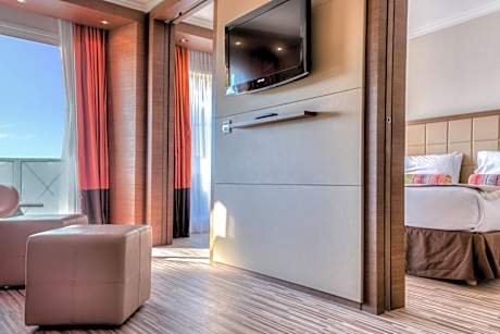 Suite with Partial Sea View and Balcony