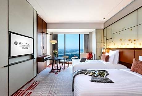 Deluxe Double Room with River View