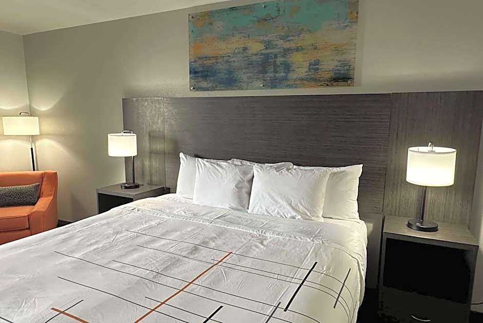 La Quinta Inn & Suites by Wyndham South Holland