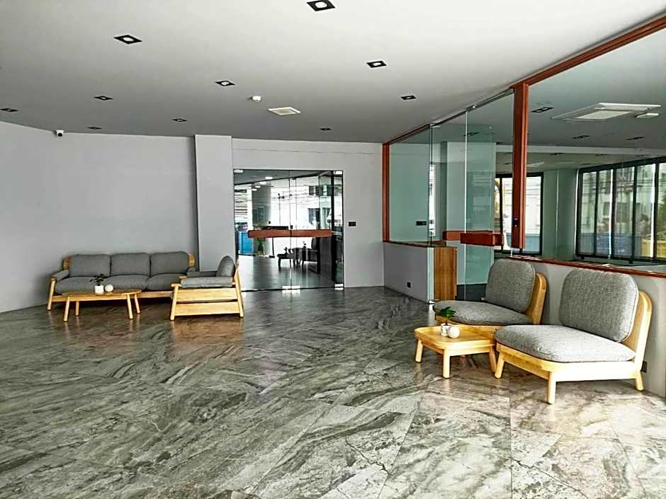 Tassanaplace Boutique Hotel (ฺBansuan)