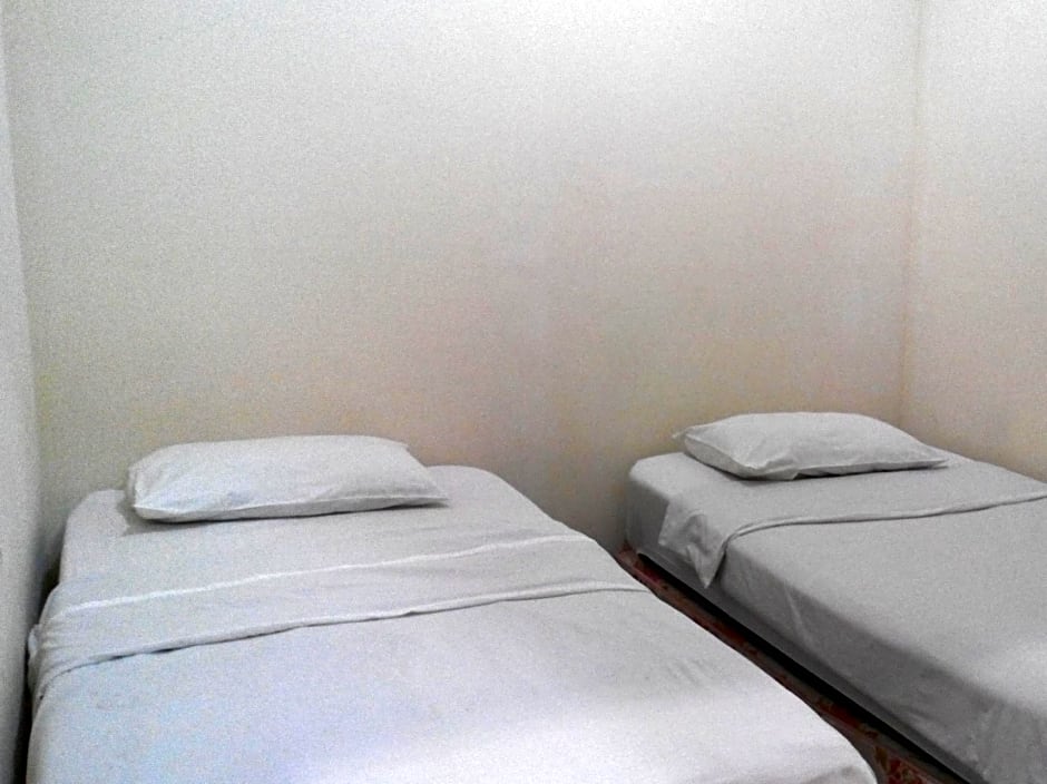 OYO 1851 Hotel Malang                                                                           