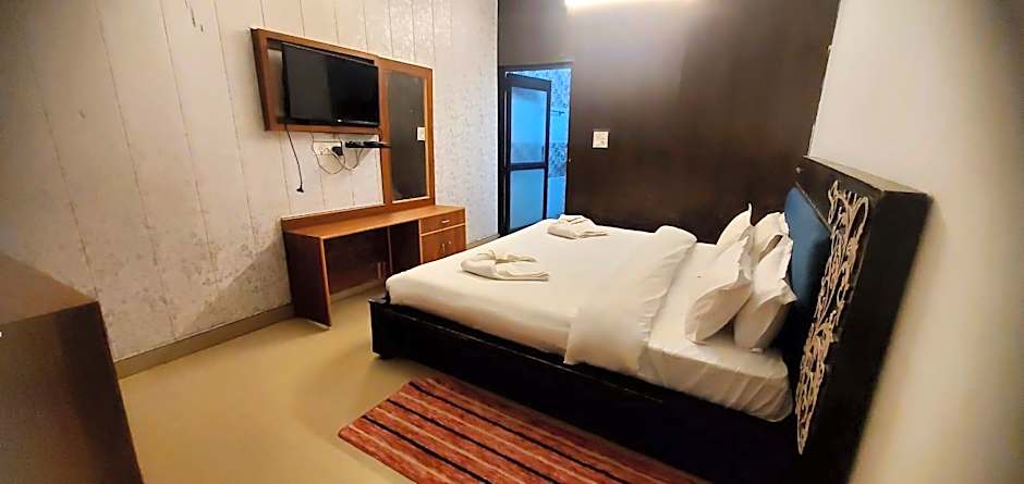 Hotel Shivoham Palace Tapovan