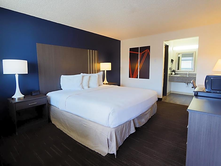 SilverStone Inn North Spokane