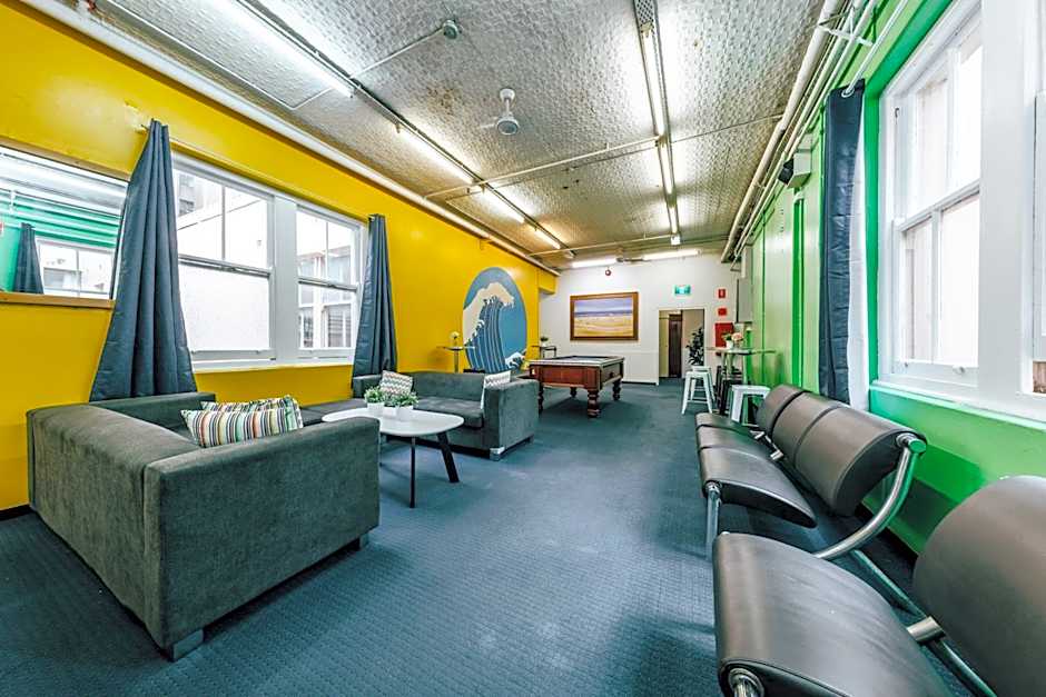 Maze Backpackers - Sydney
