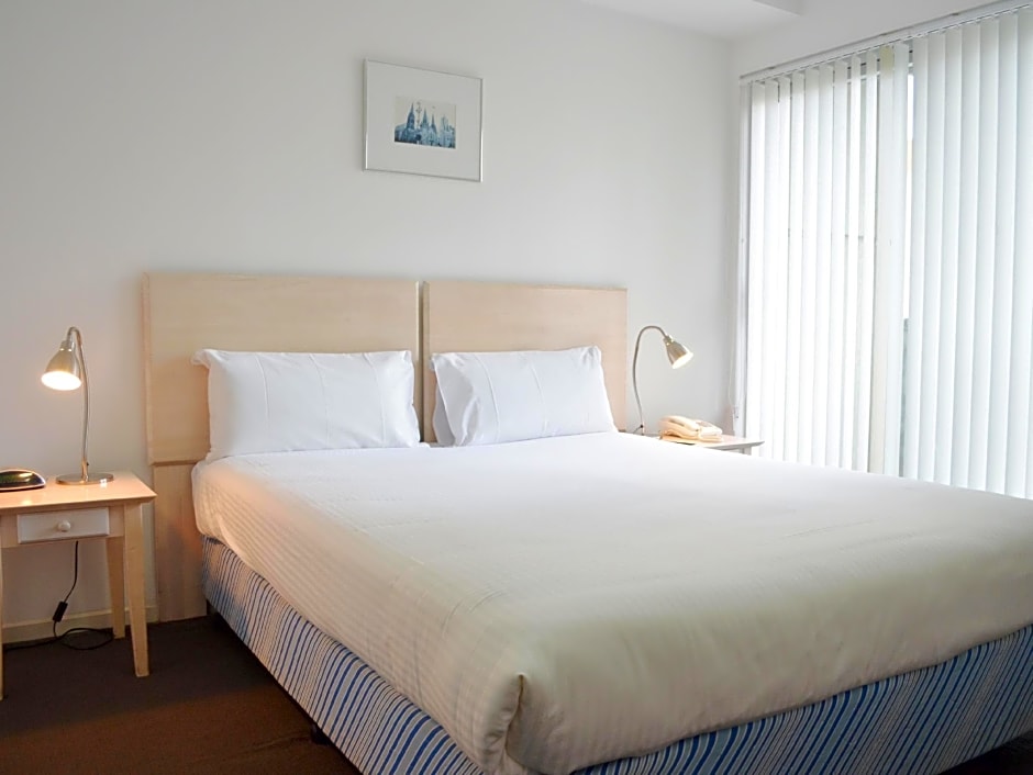 Nova Stargate Apartment Hotel