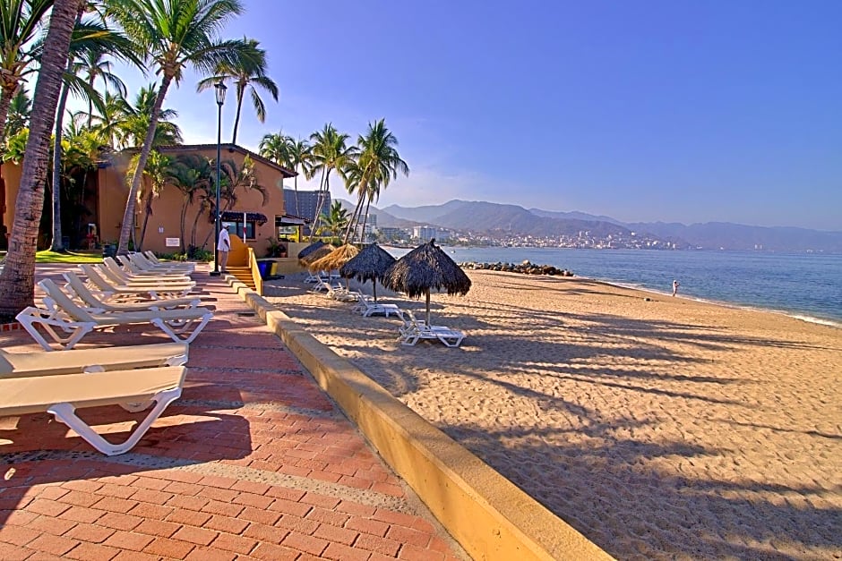 Hermoso alojamiento en los Tules, frente al mar en medio de hermosos jardines, es Unico!!!