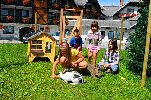 Hotel Tripi, restaurant and pizzeria