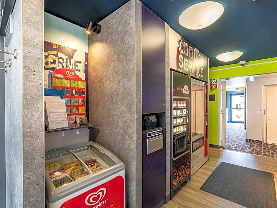 B&B HOTEL Freiburg-West