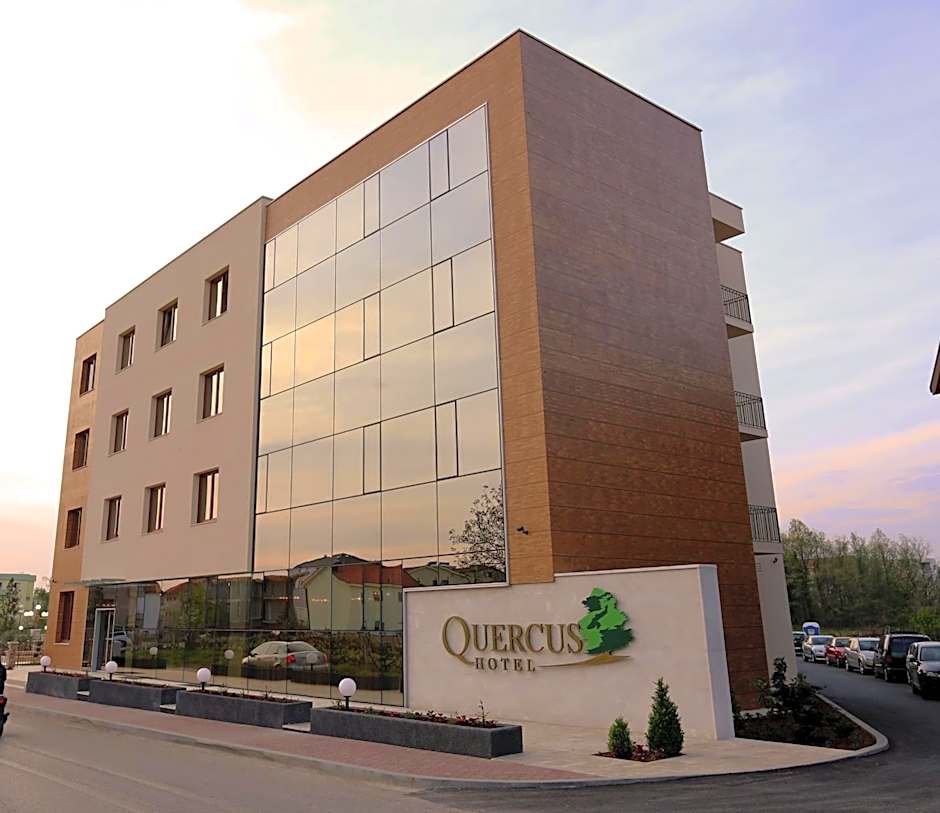 Hotel Quercus