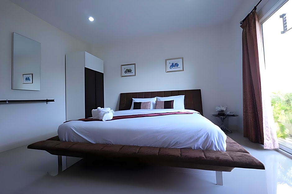 Privacy Residence Lopburi