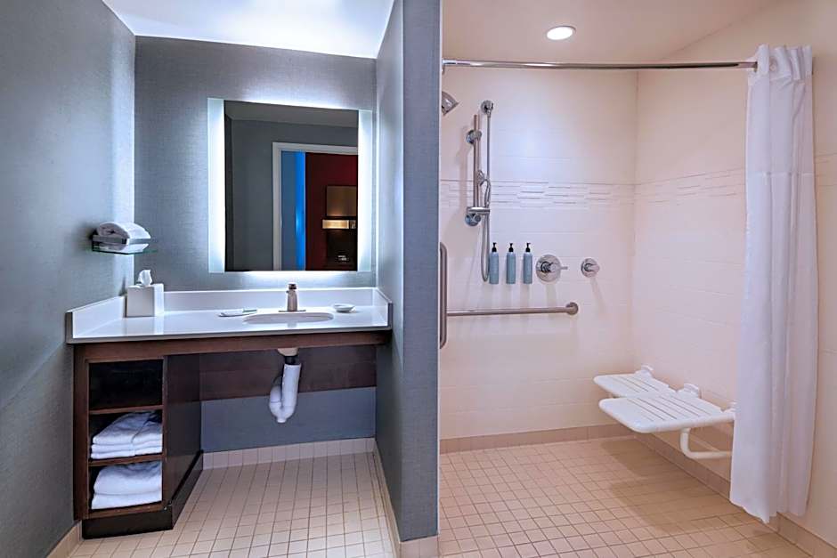 Residence Inn by Marriott Omaha Aksarben Village