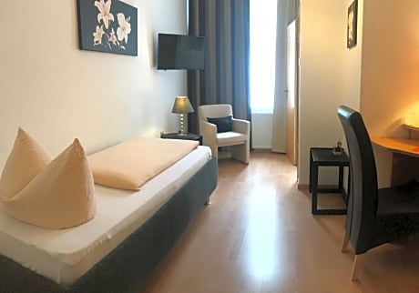 kleines Einzelzimmer